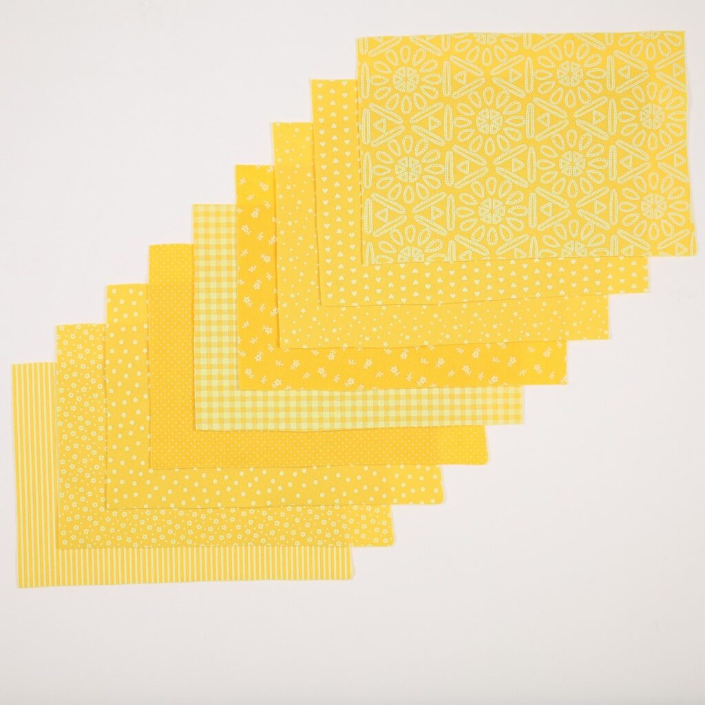 Pacco Assortito Pannolenci Stampato Fantasia 9 Fantasie Assortite Giallo