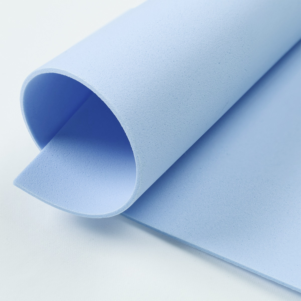 eva-foam-solid-color-2mm-08-celeste-2500x2500-01-b-mondo-tessuti