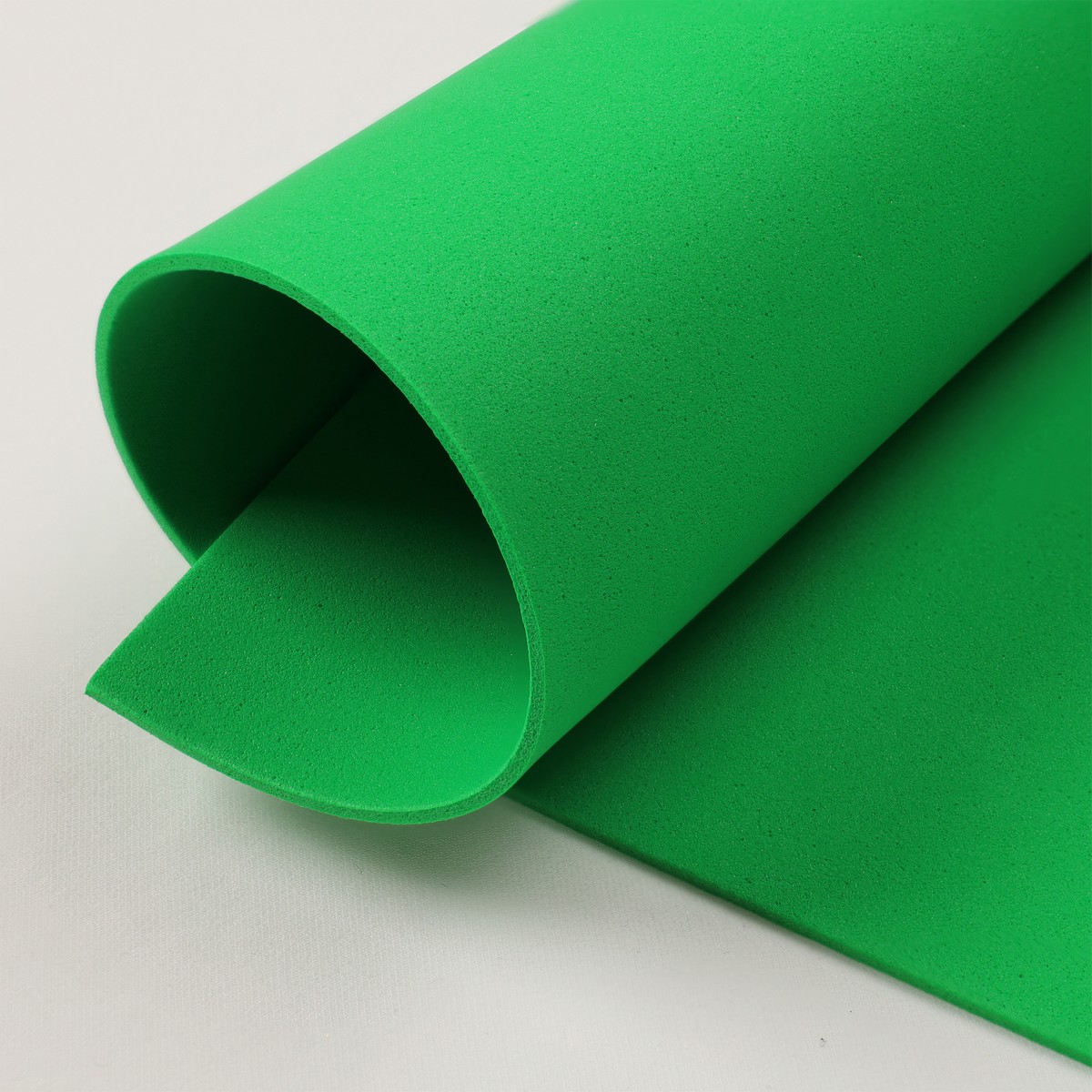 eva-foam-solid-color-2mm-18-verde-2500x2500-01-mondo-tessuti