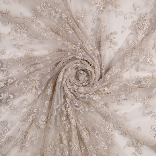 Pizzo Macramè Pregiato – Fantasia Fiorellino – al Metro – Ghiaccio