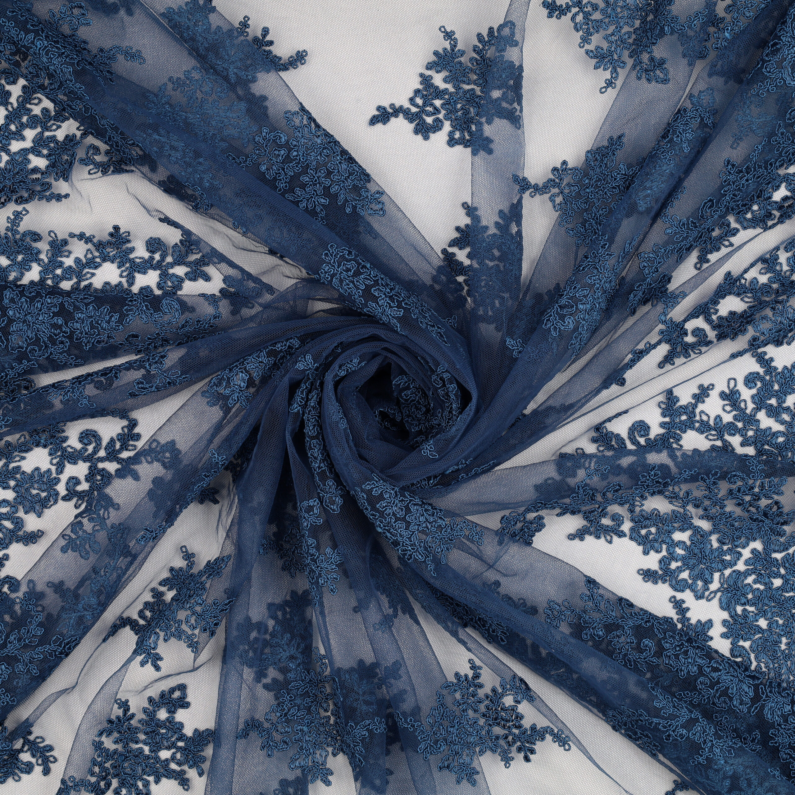 macrame-fantasia-giglio-05-blu-indaco-arricciata-mondotessuti